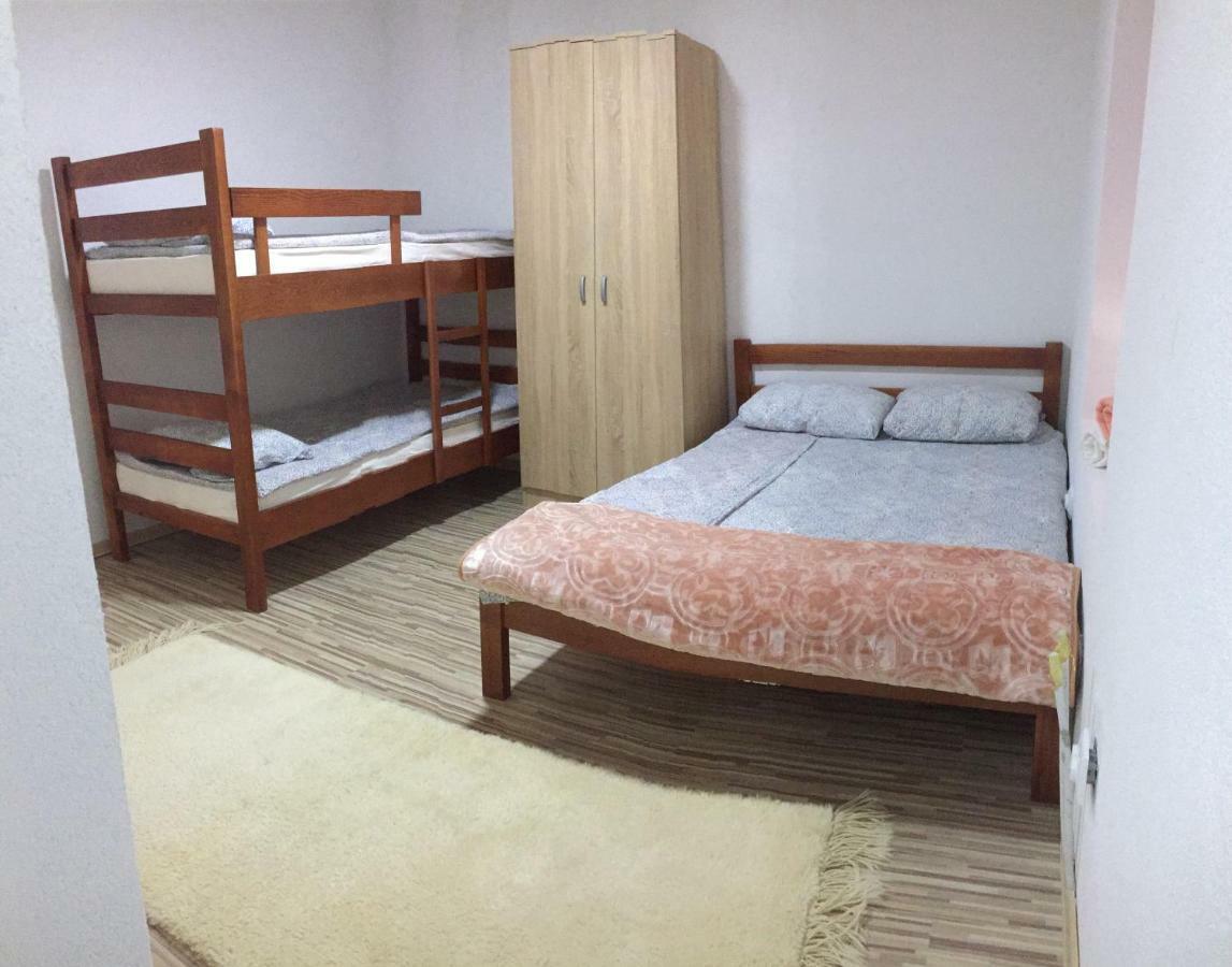 Vuthaj The Blue Eye B&B 외부 사진